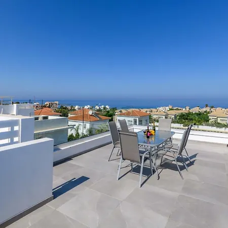 Mylos Lifestyle Seaview #15 Willa *